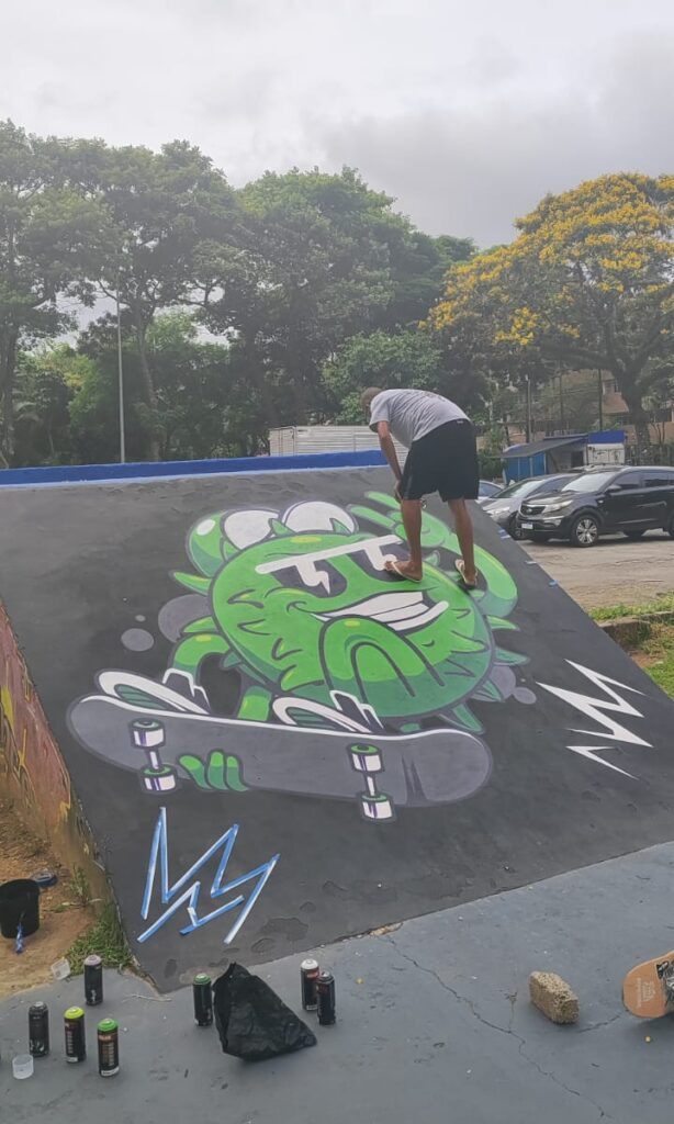 Pintura do mascote da pista - Dez23